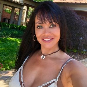 Meet your Posher, Theresa